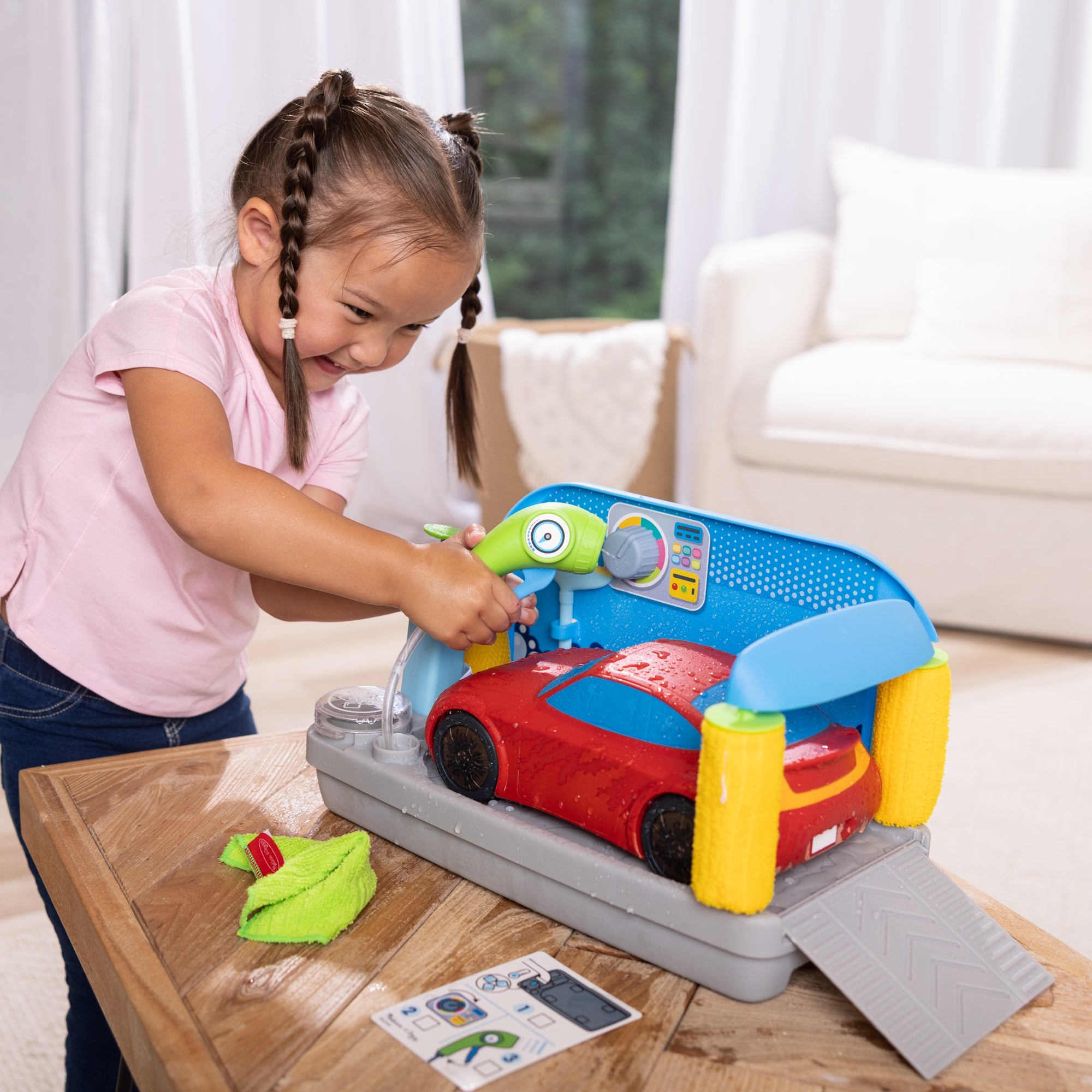 Spray & Shine Car Wash Play Set - Image 5