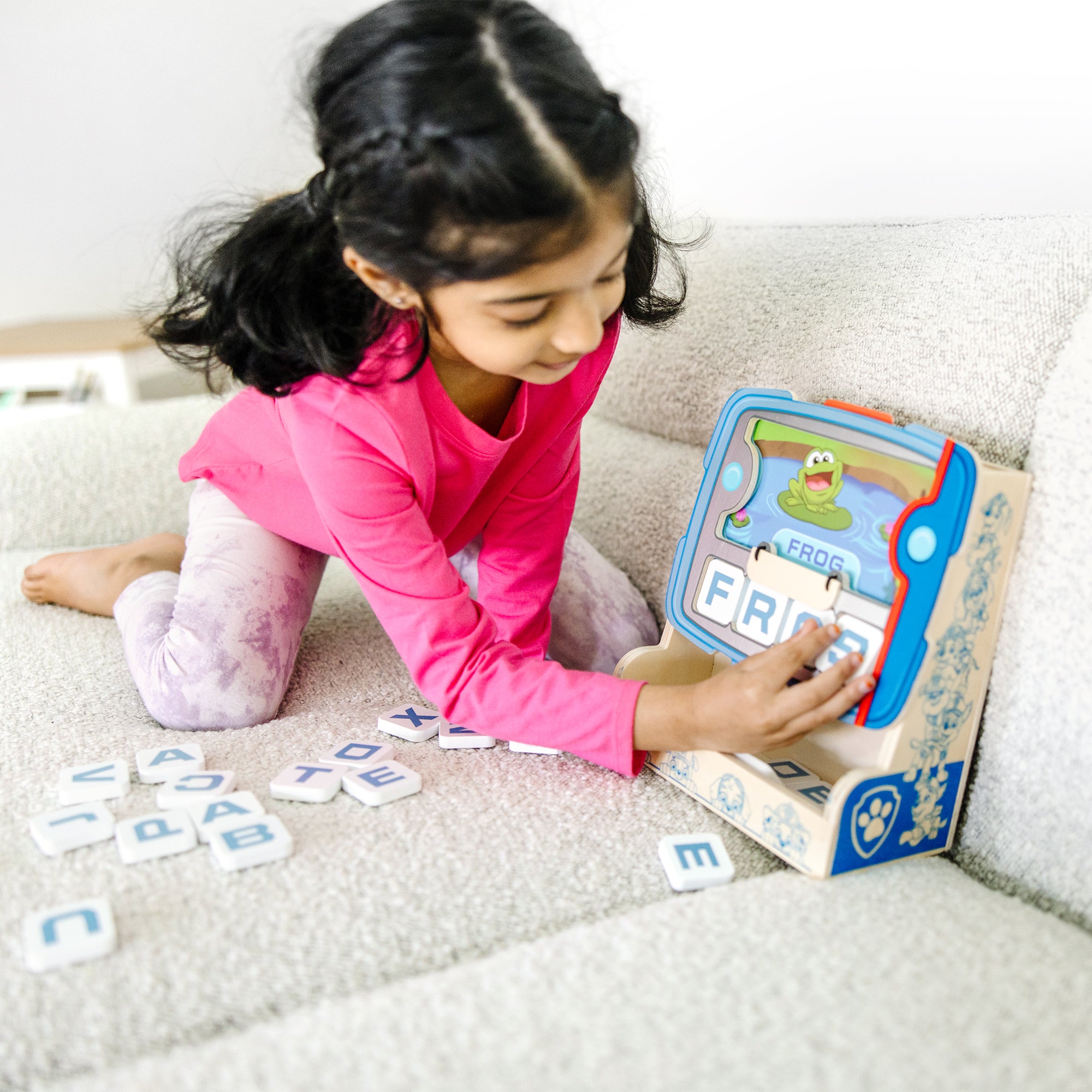 PAW Patrol See & Spell Pup Pad - Image 4